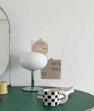 Minimalist Bauhaus Glass Table Lamp S22