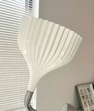 E Wall Lamp