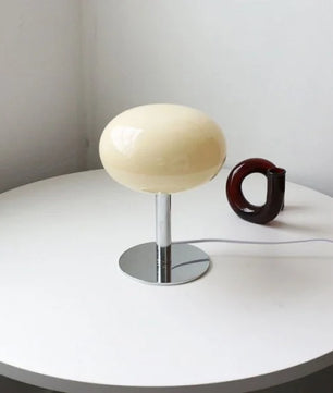 Minimalist Bauhaus Glass Table Lamp S22