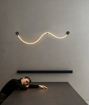 Flecto Tube Wall Lamp