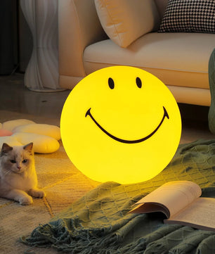Mr Maria Smiley Table Lamp