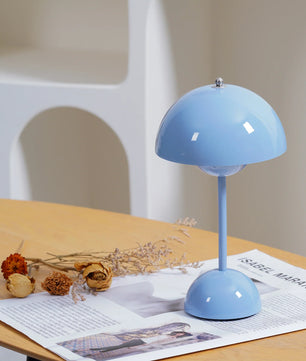 Modern Charge Table Light