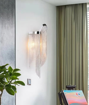 Chain Tassel Wall Lamp