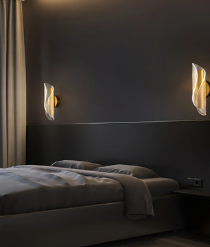 Hershal Luxe Wall Lamp
