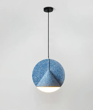 Ossa Resin Pendant Lamp