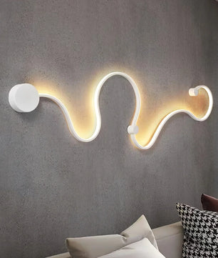Snake Wall Lamp