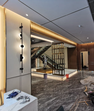 Black Slender Alabaster Wall Lamp