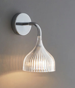 E Wall Lamp