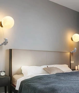 Astronaut Wall Lamp