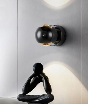 Io Verticale Wall Lamp
