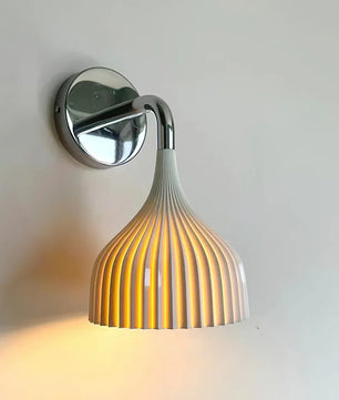 E Wall Lamp