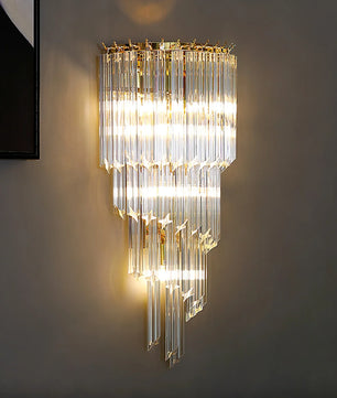 Amici Wall Lamp