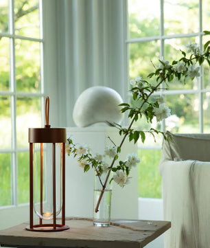 Vitro Built-in Battery Table Lamp