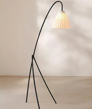 Rieort Tripod Floor Lamp