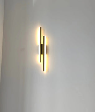 Fallon Wall Lamp